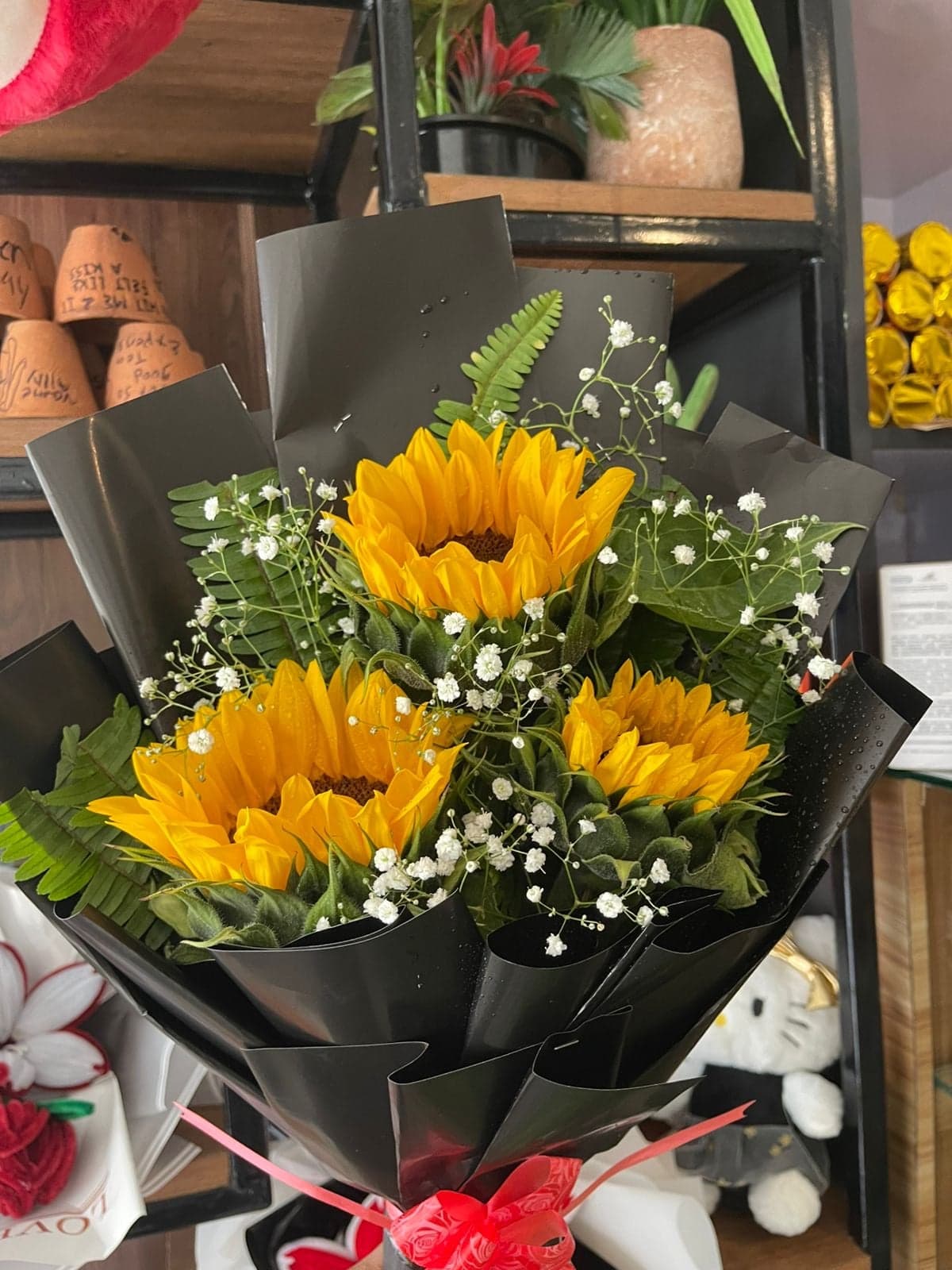 Black Wrapped Sunflower Bouquet 3 pcs – CakeZake