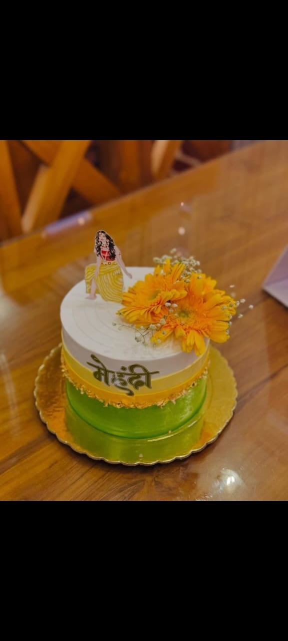 Beautiful Yellow Green Mehendi Cake – CakeZake