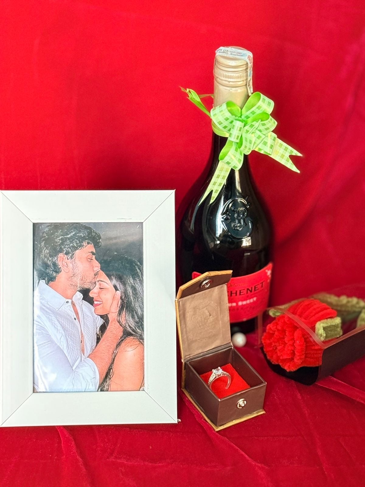Wine, Frame & Promise Ring Valentines Special – CakeZake