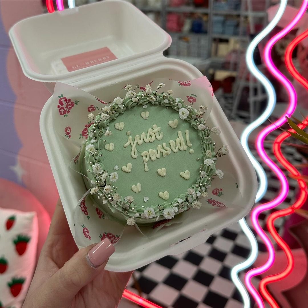 Milestone Achived Green Theme Bento Cake – CakeZake