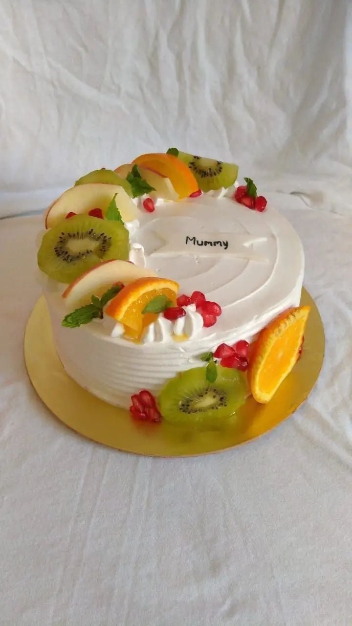 Seasonal Fruit Cake For Mother's Day Celebration – CakeZake Nepal
